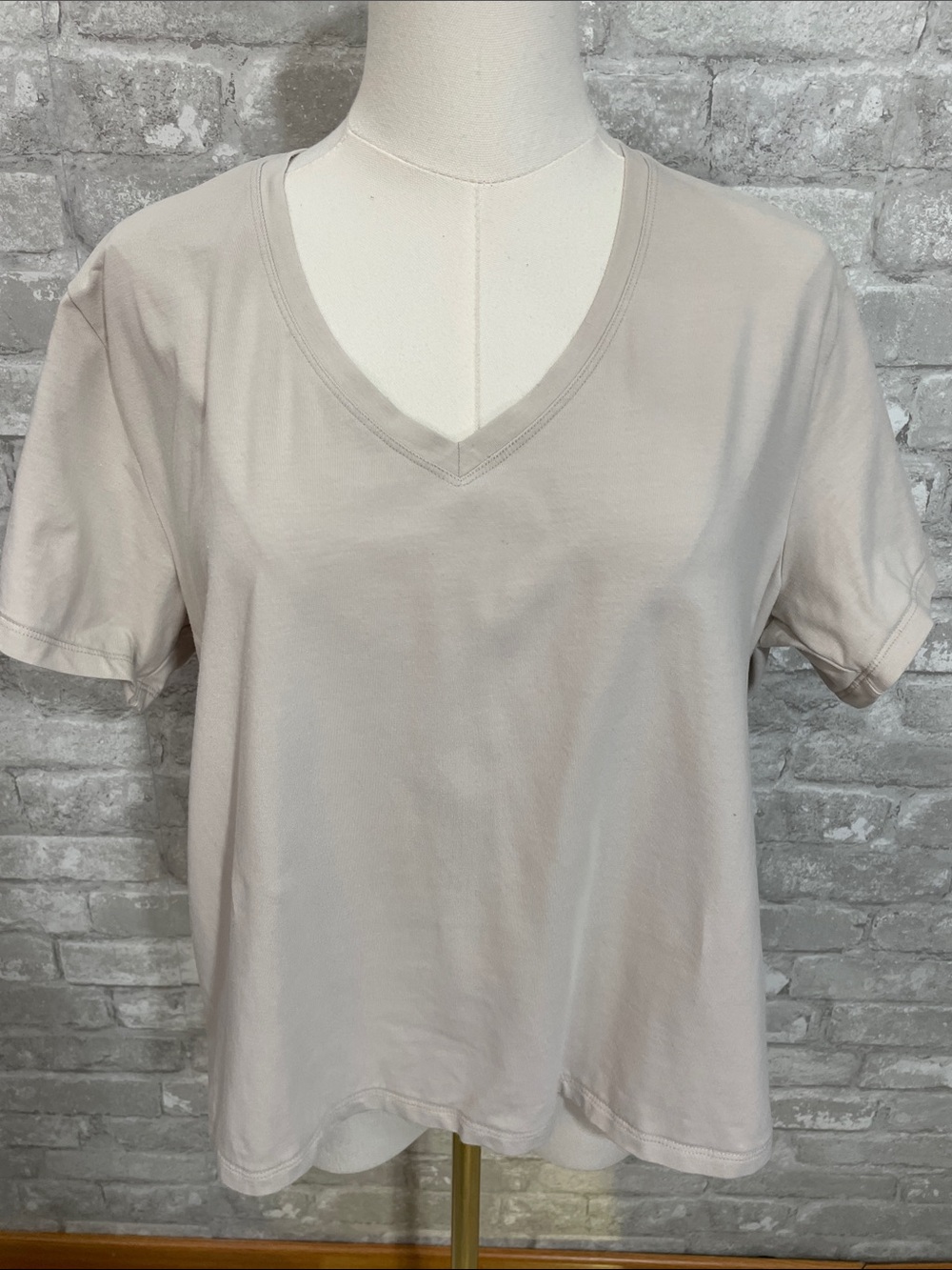 Athleta Essential V-Neck Tee In Abalone